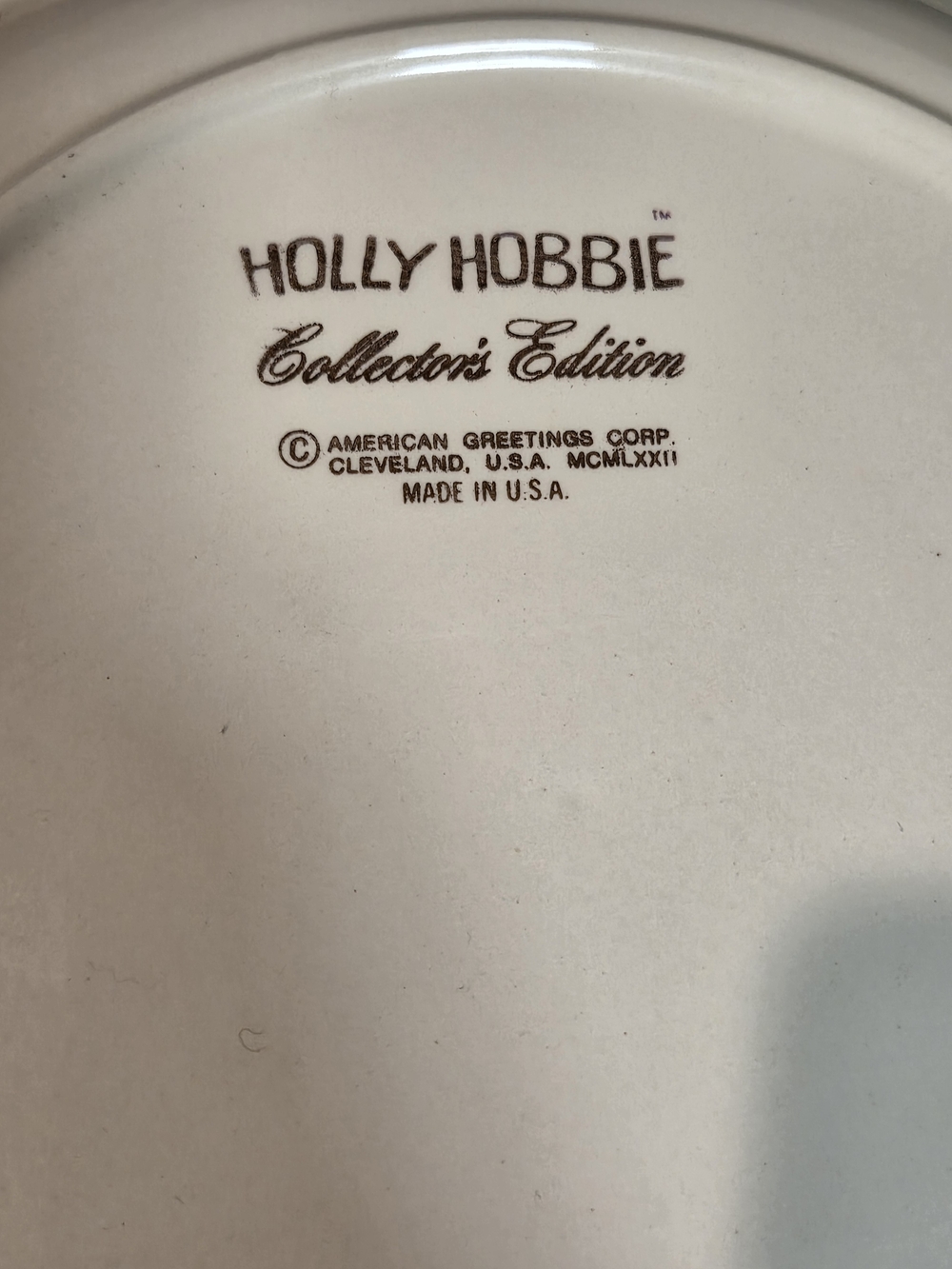 Holly Hobbie Plate Set – "Mother & Caring" Quotes Set Of 2 - Picture 5 of 9